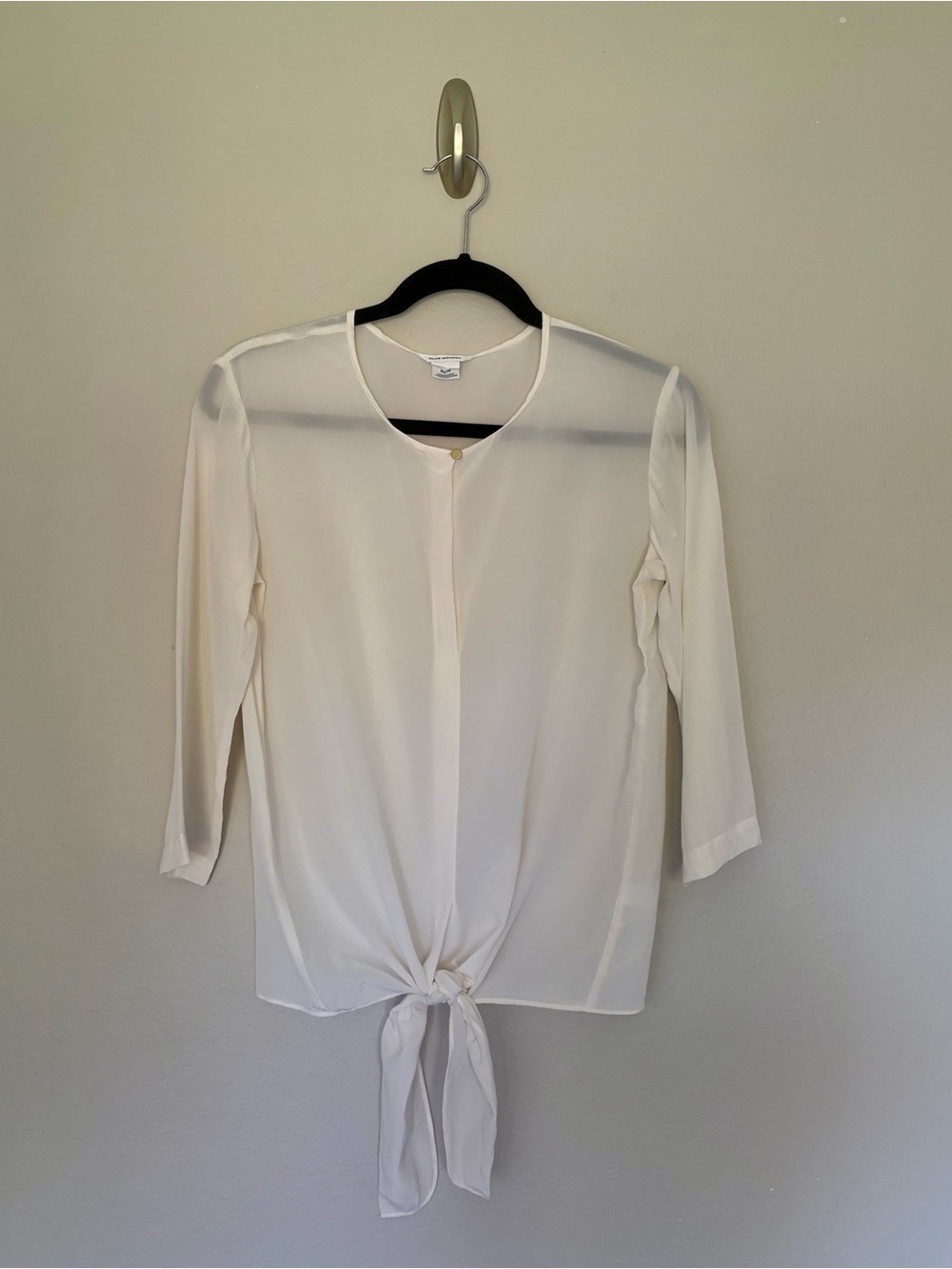 Club Monaco 100% Silk Tie Front 3/4 Sleeve Sheer Blouse Cream Ivory Size XS